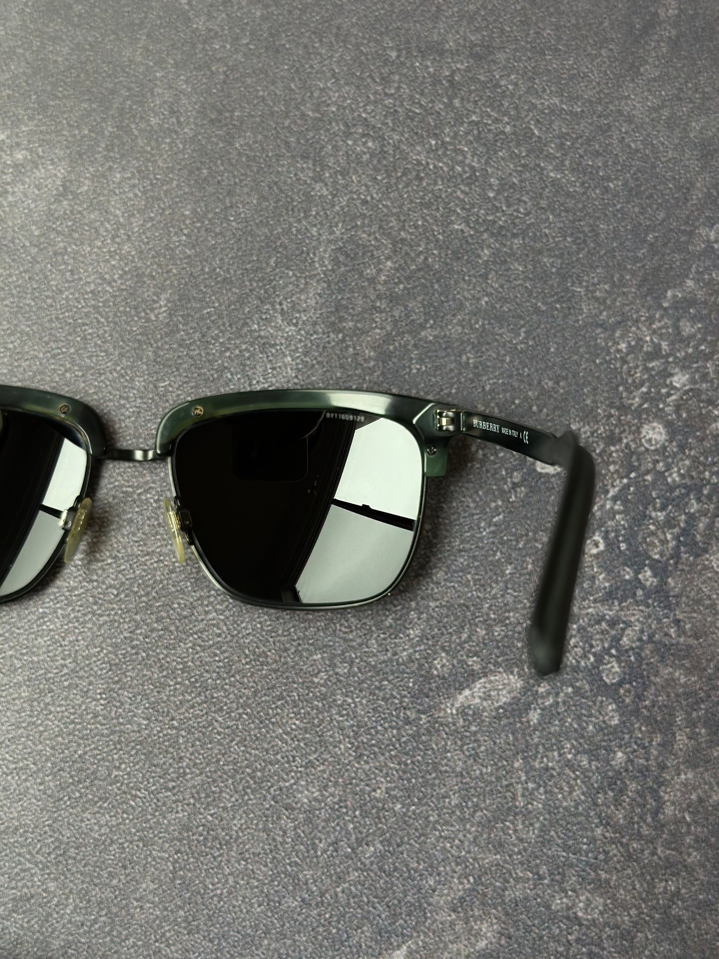 Designer Burberry Green / Black Sunglasses