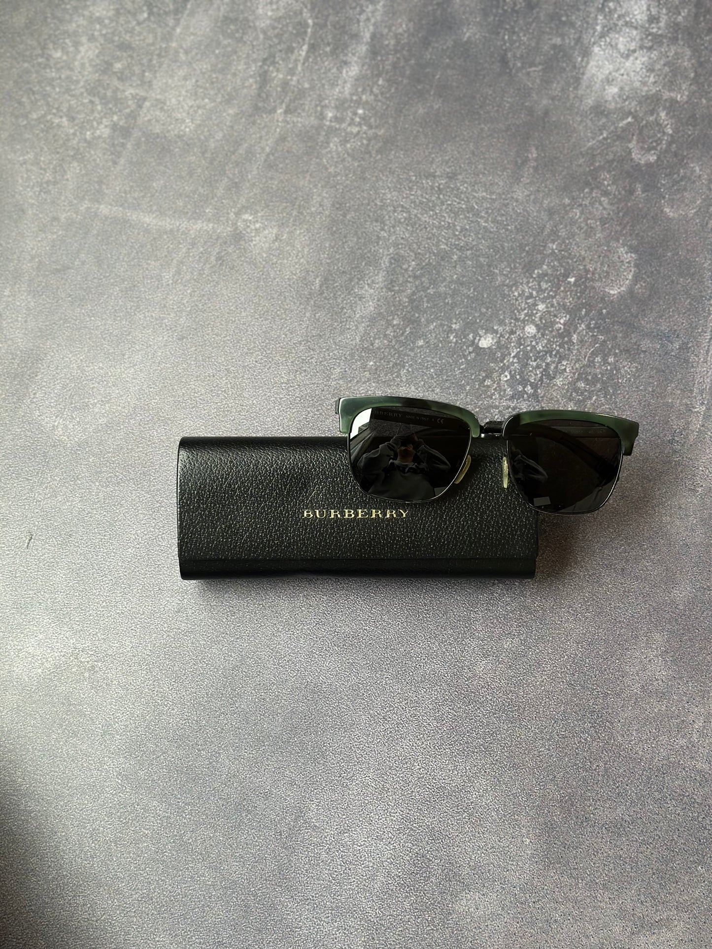 Designer Burberry Green / Black Sunglasses