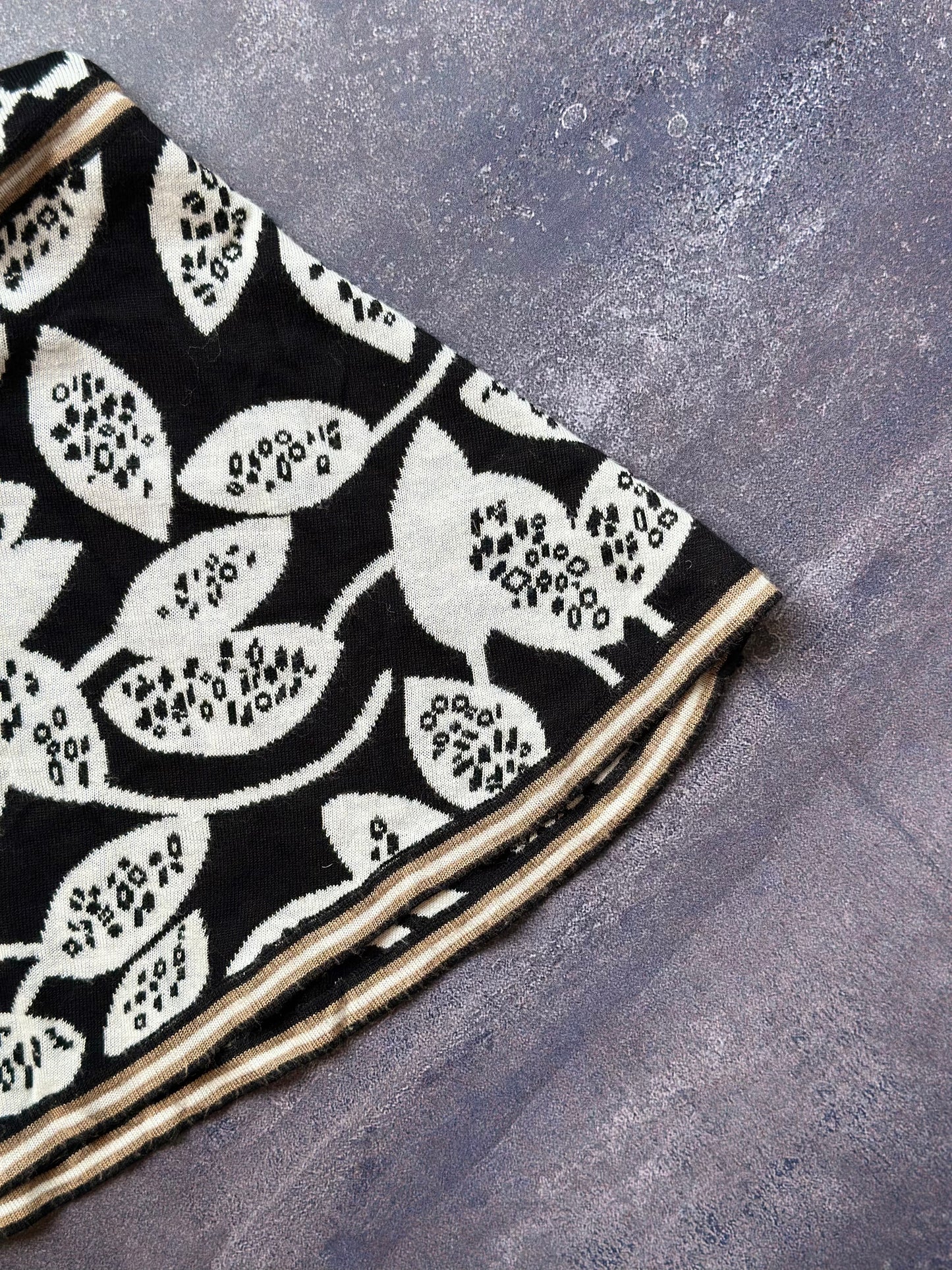 Designer Nic + Zoe Black & White Midi Skirt