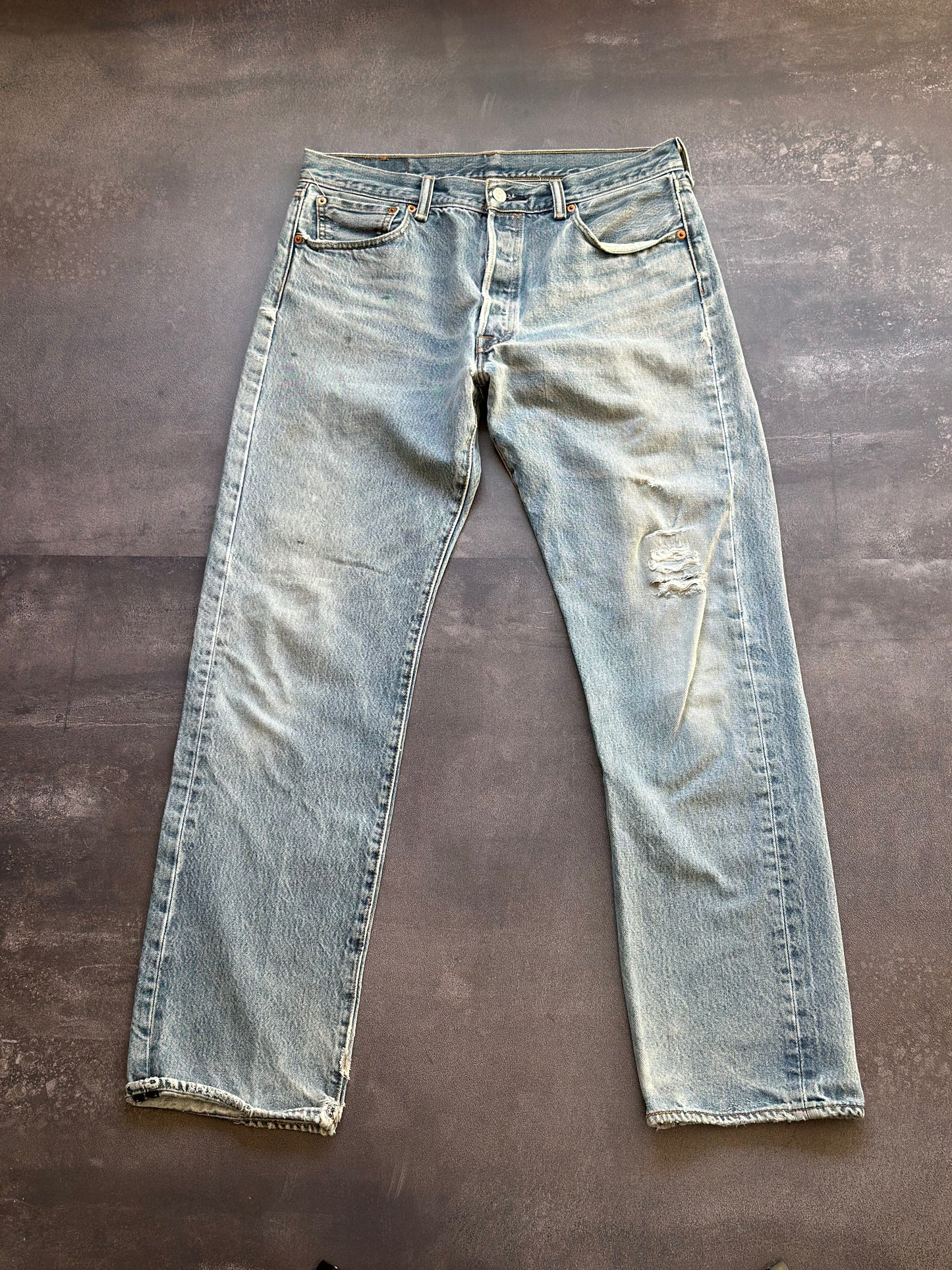 Vintage Levi’s 501 - medium wash