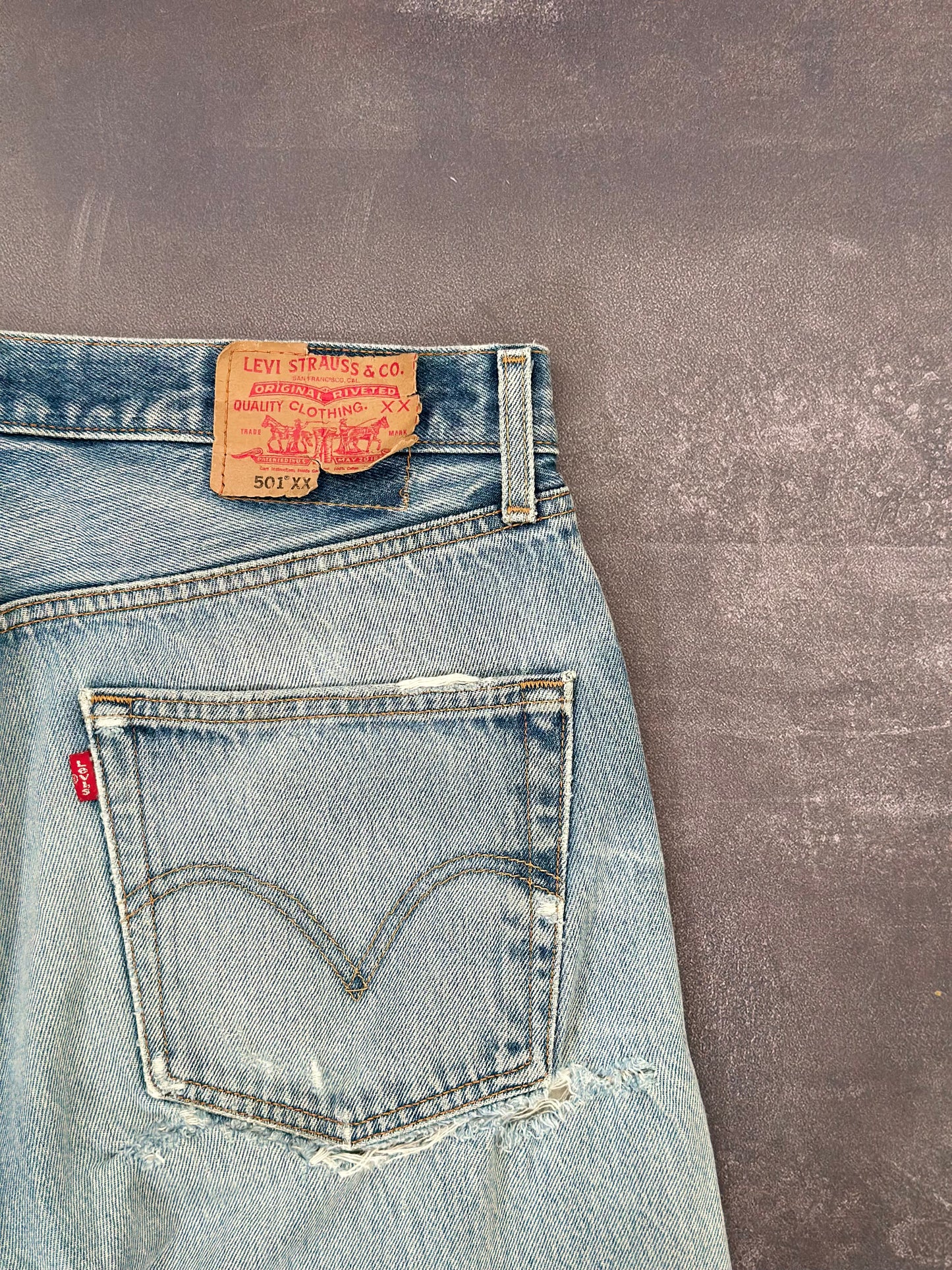 Vintage Levi’s 501 -1990s